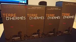 Hermes terre d''hermes pure fresh ve odunsu aromalardan oluşan kokusuyla hoş bir parfüm deneyimi yaşamak isteyen erkeklere özel. Hermes Terre D Hermes Edt Tips On How To Spot Vintage S