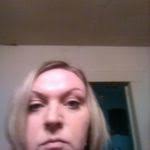 Donna Vickers's Instagram, Twitter & Facebook