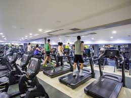 Ayna salonda fitness faaliyetini yapacaklar; Spor Salonu Ve Spor Merkezi Koronavirus Kovid 19 Onlemleri