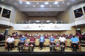 Jabatan struktur dan bahan fakulti kejuruteraan awam universiti teknologi malaysia Kpt Majlis Pelancaran Jagadrone Di Utm Skudai