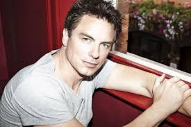 Entertainment: John Barrowman; Dallas Buyers Club; Ellen Page; Downton  Abbey