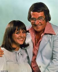 From 2004 to 2005, gleeson presented the sydney and melbourne evening radio program tom & subby with subby valentine on triple m. Foj0q7nscshl7m