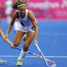 Dominique moceanu was born in hollywood, los angeles, california, usa on wednesday, september 30, 1981 (millennials generation). Dominique Moceanu Height How Tall Is Dominique Moceanu