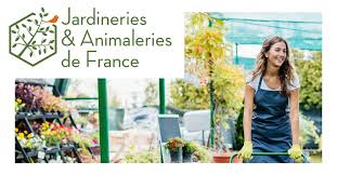 Profitez jour après jour d'un contraste saisissant de rouge et de vert grâce aux couleurs du photonia red robin dans votre jardin. Nos Adherents Federation Des Jardineries Et Animaleries De France