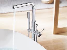 Rubinetto a pavimento per vasca da bagno con kit doccia incluso. Rubinetteria Per Vasca Doccia Tendenze Design Dei Rubinetti Per Il Tuo Bagno Grohe