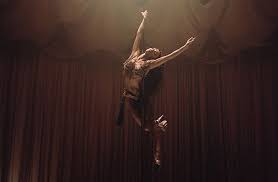 Anaka Talks Us Through The Process Of Working With Fka Twigs And Documenting The Gruelling Physical And Mental Labour That Went Int In 2020 Fka Twigs Twig Pole Dancing
