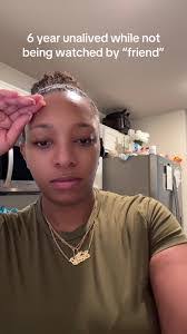 Jenifer Floyd's Instagram, Twitter & Facebook