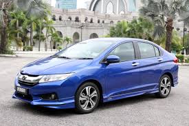Honda city merupakan kendaraan sedan yang diproduksi oleh perusahaan jepang, honda sejak tahun 1981 untuk pasaran asia. Honda City Tested Carsifu