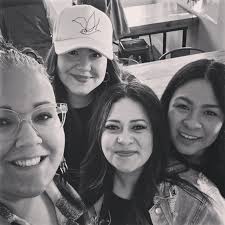 Melody Rain (@themelodyrain) • Instagram photos and videos