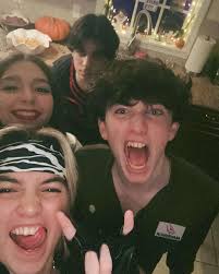 dirty hoe.. im sorry baby i love you