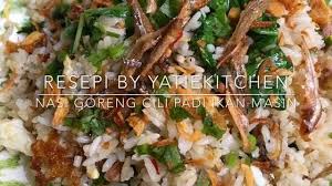 Anda patut cuba resepi nasi goreng cili padi yang kami kongsikan ini. Heromarket Nasi Goreng Cili Padi Ikan Masin By Kak Yatie Facebook