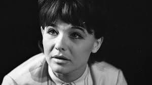 Mari törőcsik (born 23 november 1935) is a hungarian stage and film actress. Qojyysxm Vbesm