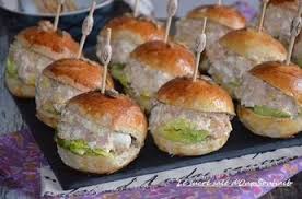 Mini Burger Froid Au Thon Le Sucre Sale D Oum Souhaib Recette Recettes De Cuisine Recette Apero Dinatoire Recette Apero Dinatoire Facile