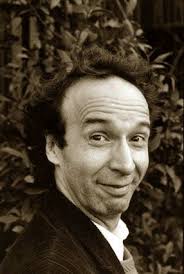 Italy wins the oscar for foreign language film at the 71st academy awards, accepted by roberto benigni and presented by sophia loren. Picture Of Roberto Benigni Best Actor Oscar Actor Studio Actors