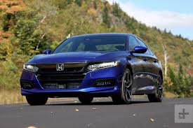 Honda moto r co., ltd., reserves the right, however, to discontinue or change specifications or design at any time without notice and without incurring any obligation. 2018 Honda Accord Sport Review Style Performance And Tech Digital Trends