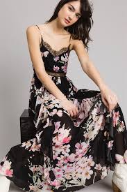 Dai un'occhiata alla nostra straordinaria selezione di abiti da sposa e da cerimonia alla moda. Pin Su Ricerca 4es