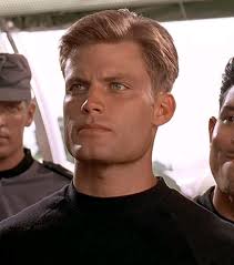 Casper Van Dien in de jaren 90 (Starship Troopers) zou een geweldige Leon  Kennedy zijn geweest. : r/residentevil
