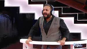 E alla fine ci è scappato pure il bacio. Segui Il Labiale Con La Partecipazione Di Mara Venier Stasera Tutto E Possibile 02 02 2021 Youtube