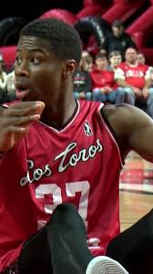 Kostas Antetokounmpo with a solid start last night in front of the Windy  City Bulls crowd in the season home opener! 🎙: Mark Schanowski 🎙: Will  Perdue 🎙: Kendall Gill #WindyCityBulls #WindyCityNation ...