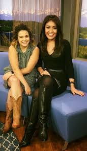 The appreciation of booted news women blog. The Appreciation Of Booted News Women Blog Tatevik Aprikyan Is Super Stylish In Seattle Wearing Fantastic Front Zip Black Leather Boots