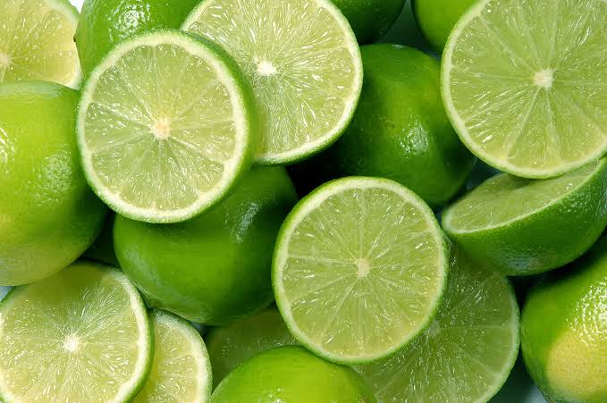 Conheça os 10 benefícios do limão para a saúde (mais receitas) - Vitat