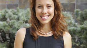 Carolyn Woolf's Instagram, Twitter & Facebook