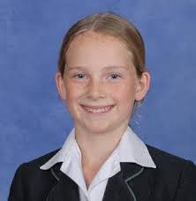 Cara Linton's Instagram, Twitter & Facebook