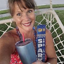 Jennifer Schoonover (@jennifer.schoonover.9)