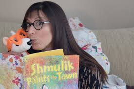 Shmulik Paints the Town with Lisa Rose