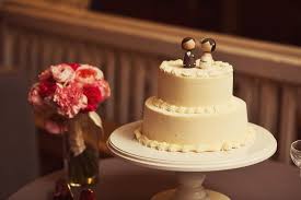 A 2 Tier Baskin Robbins Ice Cream Cake Best Wedding Cake Ever Ned Trish S Vintage Glen Echo Park Maryland Wedding Baskin Robbins Ice Cream Cake Wedding