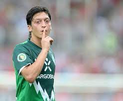 Weitere informationen zu werder bremen. Mesut Ozil Fans Mesut Ozil For Werder Bremen 108 Apps Facebook