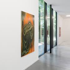 MICHAËL AERTS the possibility of the simultaneous Michaël Aerts zoekt  geleidelijk de juiste tonen voor de uiteindelijke compositie door de vele  lagen telkens opnieuw op te bouwen, weg te wissen, terug op