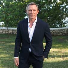Самые новые твиты от daniel craig (@thedanielcraig): Daniel Craig Passara Por Cirurgia De Tornozelo Mas Novo Filme De 007 Continua No Cronograma