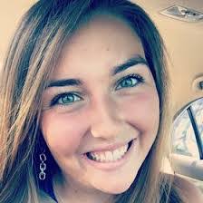 Amanda Hileman's Instagram, Twitter & Facebook