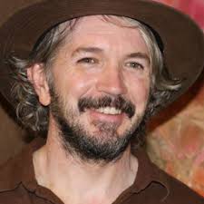 Ralph Wood (@teknestcase)