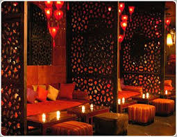 Screens With Moroccan Detailing And Lighting Can Help Create The Perfect Moroccan Event Hookah Lounge Decor Lounge Decor Lounge Interiors