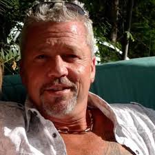 Stream ron menard music