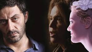 Oggi una donna, andrée ruth shammah, in una messinscena pur fedelissima al testo, rilegge una casa di bambola senza dare nulla per scontato, soprattutto la buona fede di nora. Una Casa Di Bambola Teatro Della Pergola Eventi A Firenze
