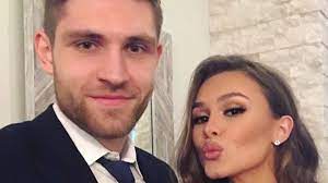 Leon draisaitl is a german professional ice hockey player. Eishockey Wm So Tickt Deutscher Nhl Hottie Leon Draisaitl Promiflash De