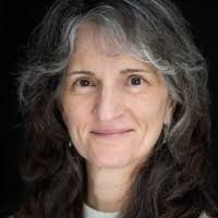 Beth Evitts's Instagram, Twitter & Facebook