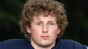 Jake Mennell's Instagram, Twitter & Facebook