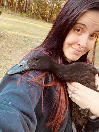 Amber Altvater's Instagram, Twitter & Facebook