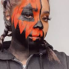 Amazing makeup class with @brandijandrews tonight!🎃🔪