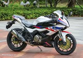 Motor dengan desain terbaik serta harga yang murah ini bisa menjadi salah satu motor yang bisa menjadi daftar list yang akan kalian beli. Berita Motor Cina Terbaru Hari Ini