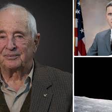 NASA astronaut William Anders who shot iconic 'Earthrise' photo dies in  plane crash aged 90