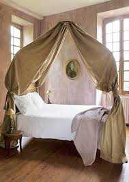 This was very easy to make and it wasn't that expensive. Remodelaholic 25 Beautiful Bed Canopies You Can Diy
