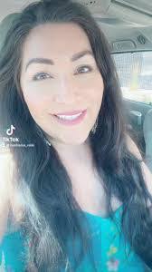 Alejandra Borunda's Instagram, Twitter & Facebook