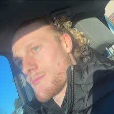 Cody Moen's Instagram, Twitter & Facebook