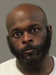 JONES, DONNELL L 32 BLACK M CHARGES: 720 ILCS 570.0/402-C PCS