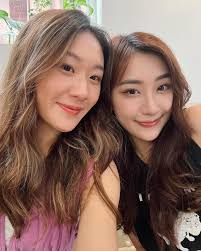 𝒲𝒾𝓉𝒽 𝓂𝓎 𝓅𝑒𝒶𝒸𝒽𝓎 𝑔𝒾𝓇𝓁🍑🩵 #holidaymood